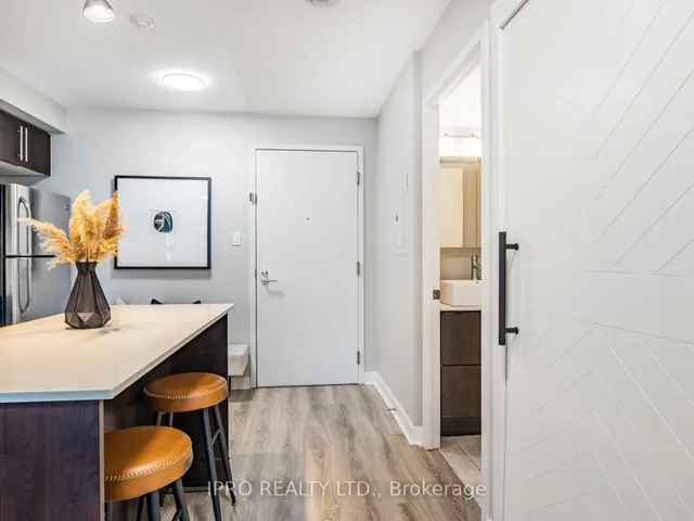 Additional image 5 of 1169 Queen St Unit 206