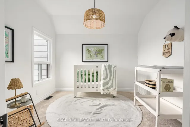 Additional image 28 of 147 Boon Ave