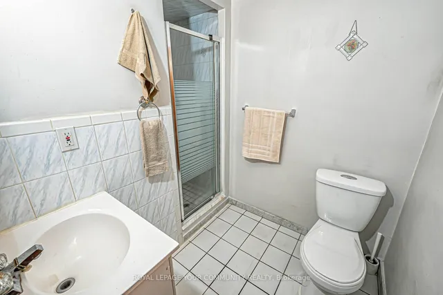 Additional image 35 of 10 Grenadine Crt