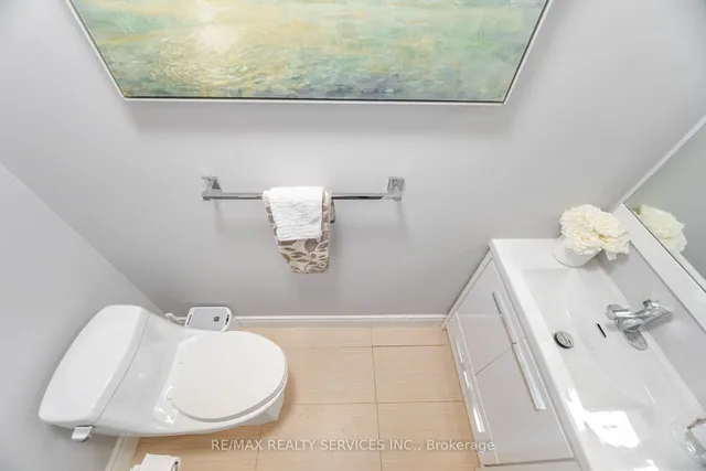 Additional image 21 of 34 Chipmunk Cres