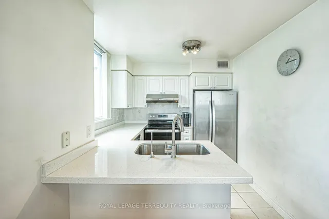 Additional image 19 of 23 Hollywood Ave Unit 3308
