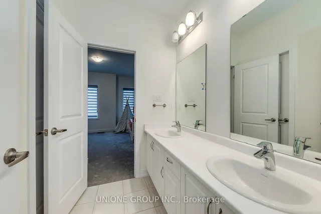 Additional image 26 of 74 Marvin Ave