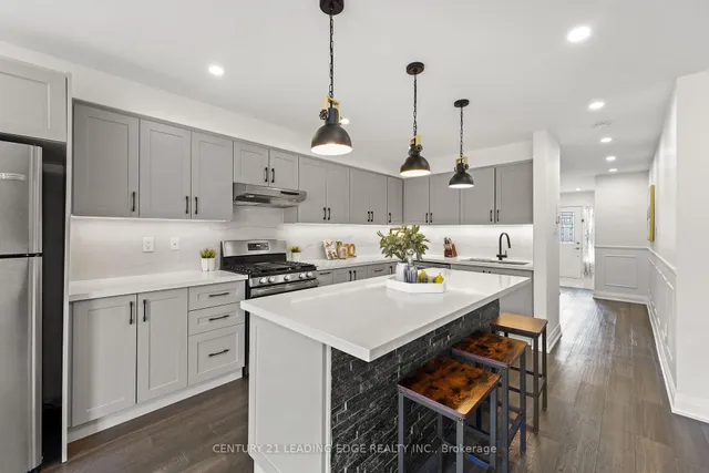 Additional image 38 of 1126 BONIN Cres