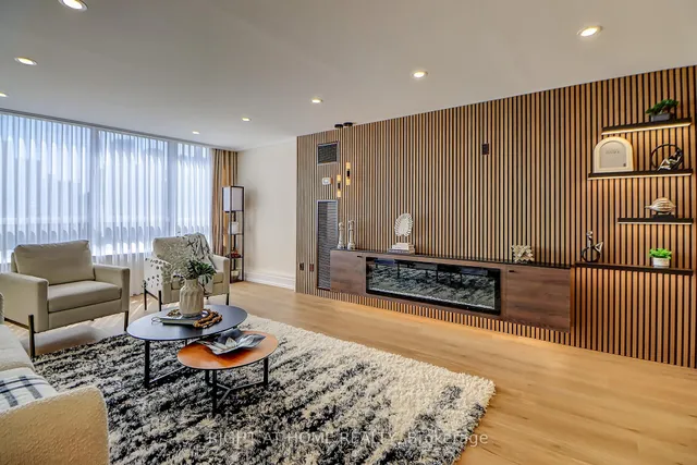 Additional image 7 of 130 Carlton St Unit 1207