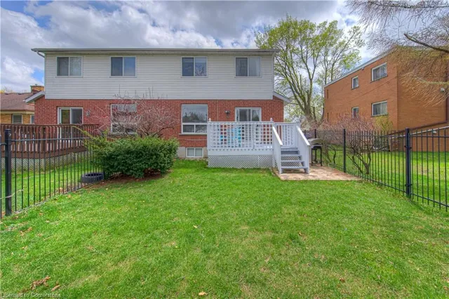 Additional image 32 of 17 Rosemount Dr