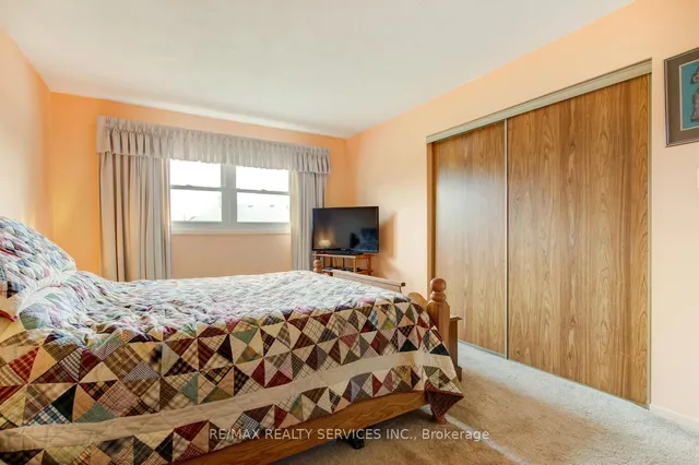 Additional image 21 of 32 Helios Pl