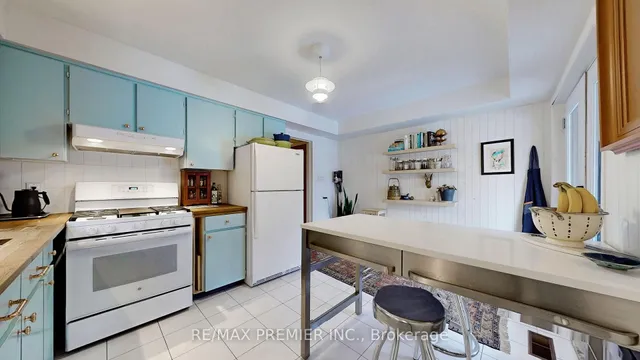 Additional image 16 of 216 Medland St