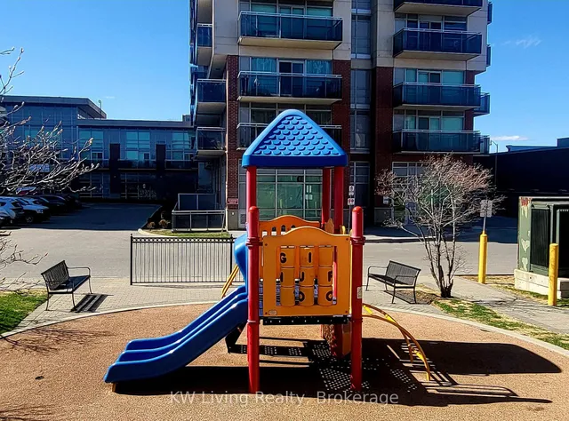 Additional image 30 of 215 Queen St Unit 810