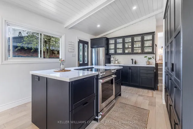 Additional image 10 of 16 West 34th St