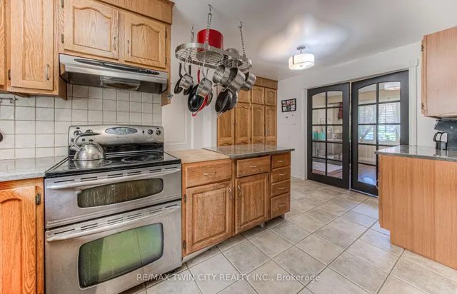 Additional image 16 of 92 Pinehurst Cres