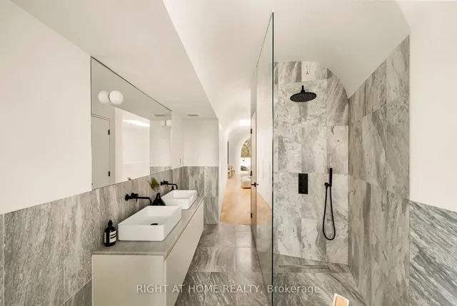 Additional image 32 of 44 Foxley St