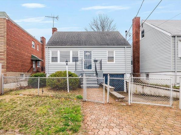 3042 Harding Avenue, Bronx, NY 10465
