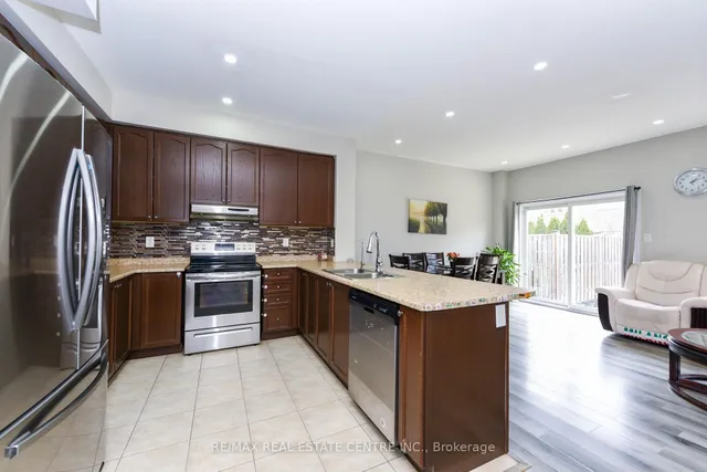 Additional image 7 of 658 Best Rd