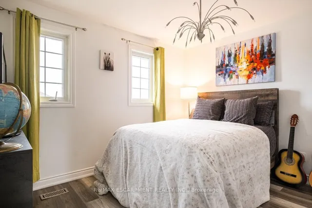 Additional image 34 of 135 ARROWHEAD Dr