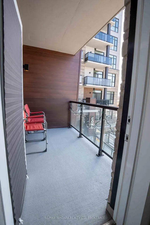 Additional image 33 of 600 North Service Rd Unit 202