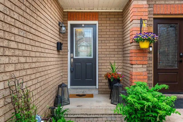 Additional image 3 of 3523 Fowler Crt