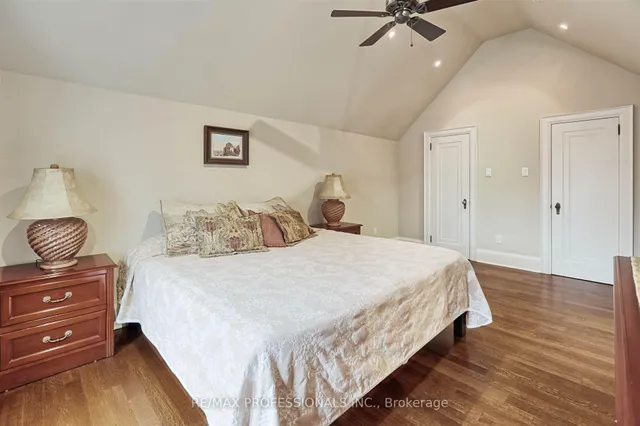 Additional image 23 of 231 Grenview Blvd