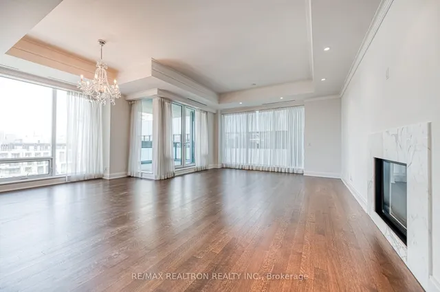 Additional image 4 of 206 Bloor St Unit 801