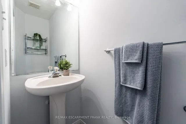 Additional image 5 of 83 Foxborough Dr