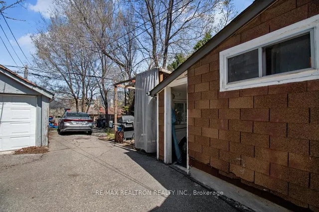 Additional image 15 of 62 Livingstone Ave