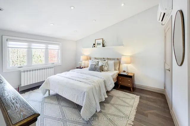 Additional image 18 of 243 Ontario St