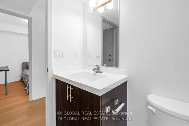 Additional image 19 of 1420 Dupont St Unit 408