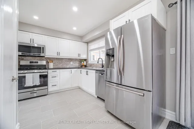 Additional image 6 of 2083 Mount Royal Ave