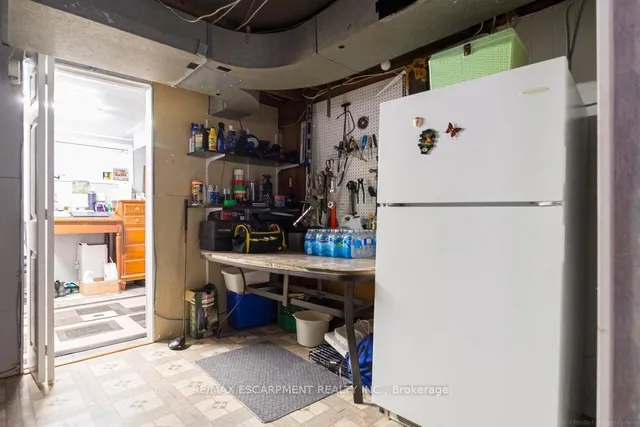 Additional image 35 of 773 Queensdale Ave