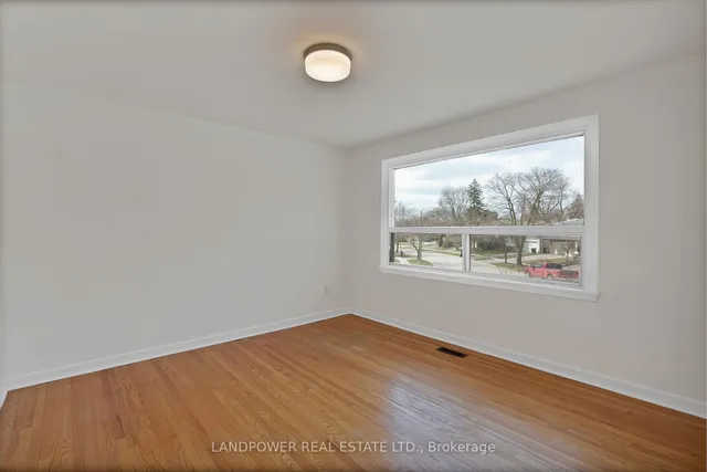 Additional image 33 of 11 Dunsdale Sq