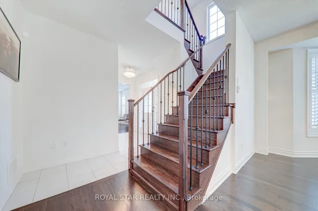 Additional image 8 of 16 Vetch St