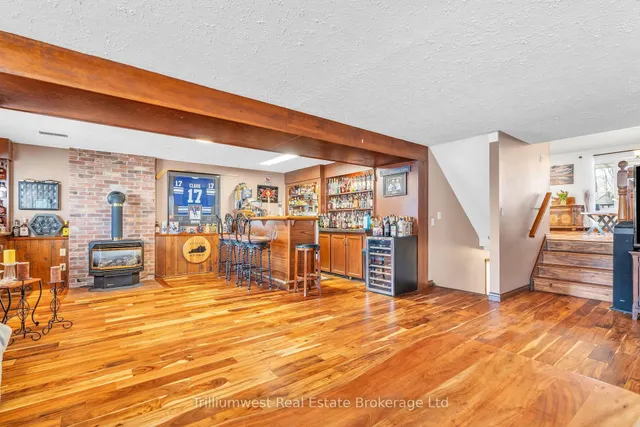 Additional image 16 of 121 Martinglen Cres