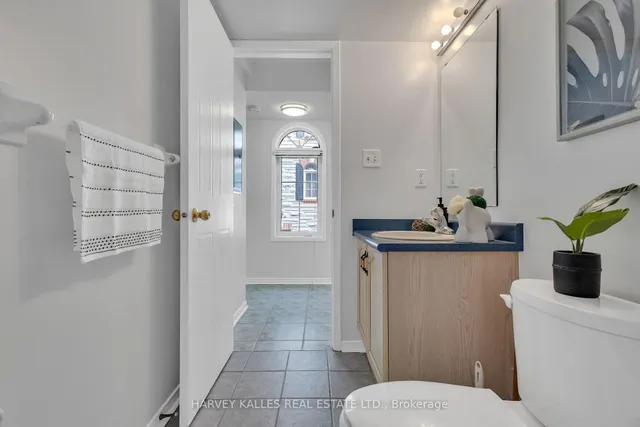 Additional image 31 of 66 Sidney Belsey Cres Unit 201