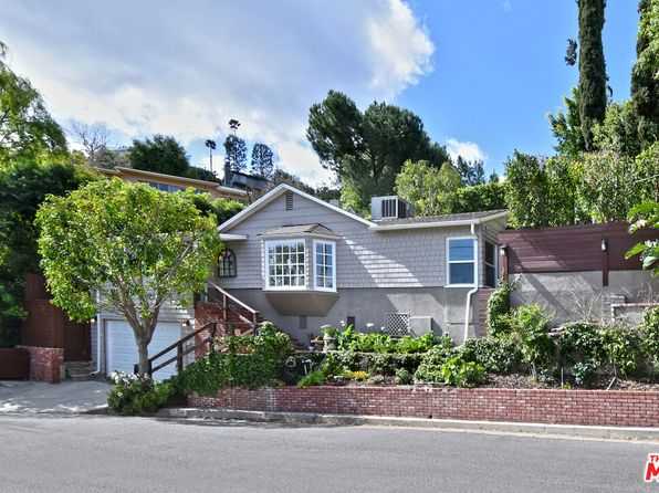 15200 Del Gado Dr, Sherman Oaks, CA 91403