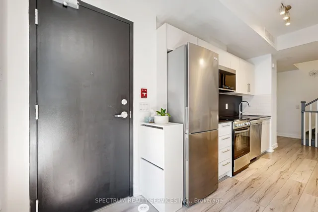 Additional image 8 of 851 SHEPPARD Ave Unit 4
