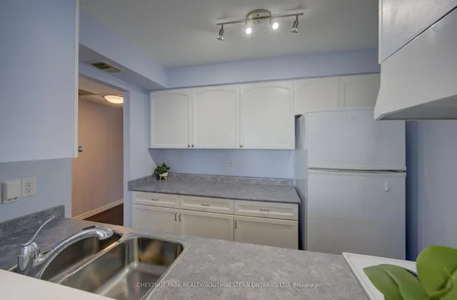 Additional image 7 of 10 Ellen St Unit 803