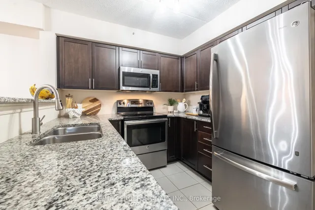 Additional image 30 of 1440 Main St Unit 108