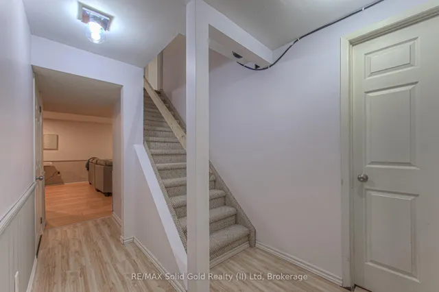 Additional image 35 of 57 Royal Orchard Dr