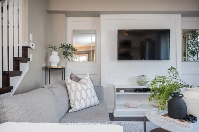 Additional image 12 of 4205 Cole Cres