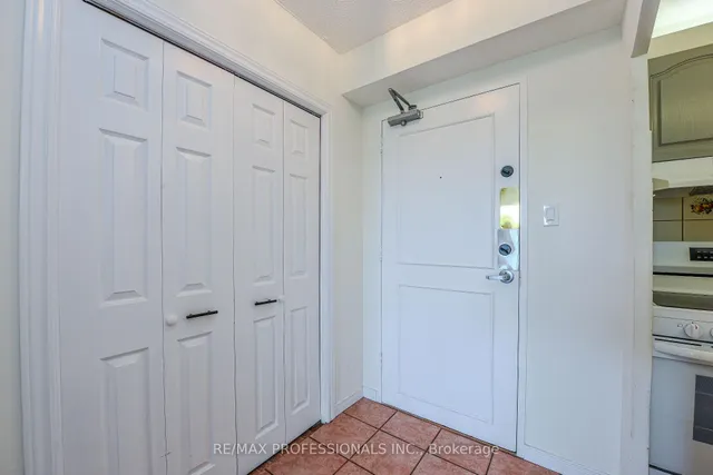 Additional image 9 of 362 The East Mall N/A Unit 302