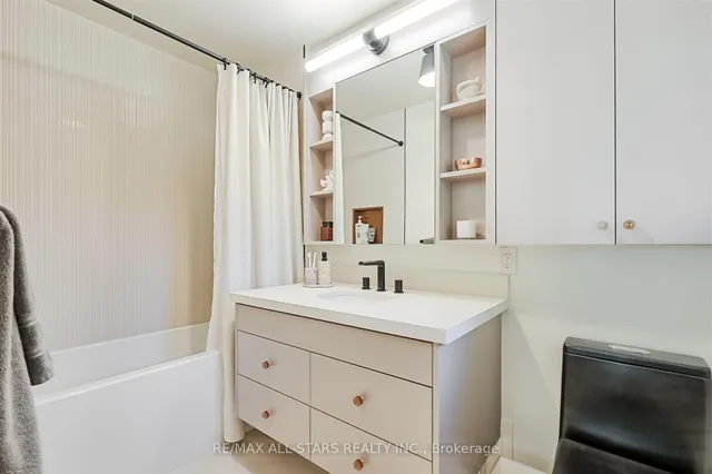 Additional image 24 of 61 Hill Cres