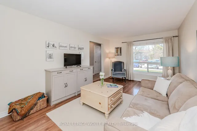 Additional image 7 of 25 Upper Canada Dr Unit 33