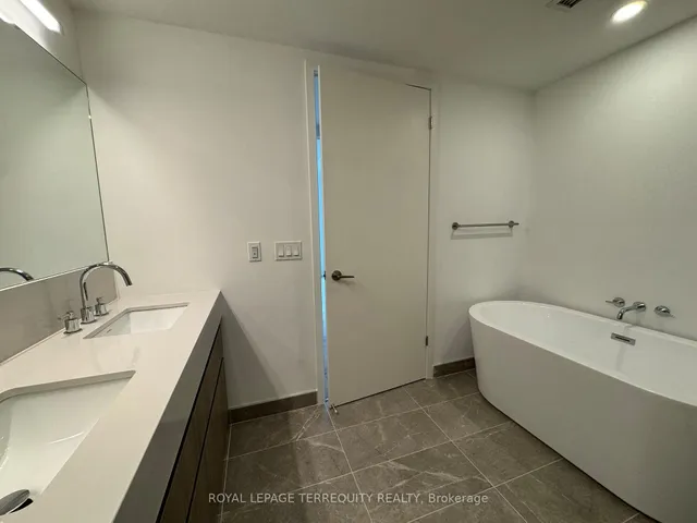 Additional image 8 of 200 Keewatin Ave Unit PH05