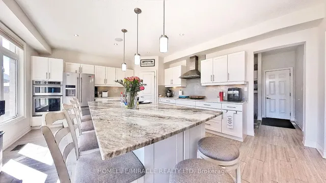 Additional image 7 of 117 Eaglecrest St