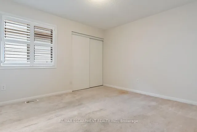 Additional image 35 of 255 Monaghan Cres