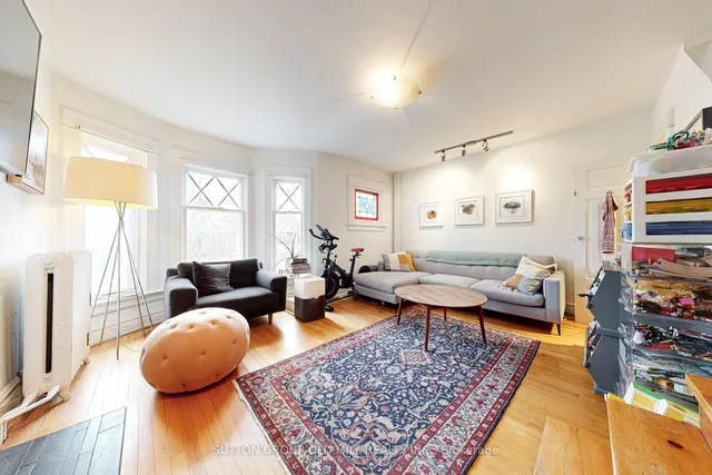 Additional image 24 of 1058 College St