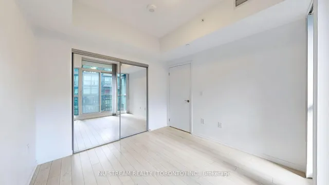 Additional image 19 of 3091 Dufferin St Unit 613