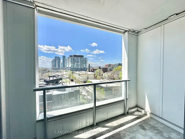 Additional image 11 of 27 Bathurst St Unit 509W