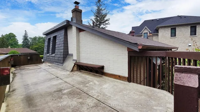 Additional image 30 of 34 Cedarbank Cres