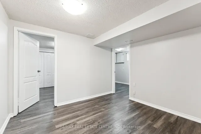 Additional image 31 of 21 Marchbank Cres