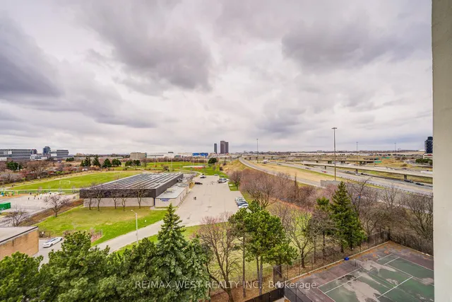 Additional image 49 of 150 Neptune Dr Unit 906